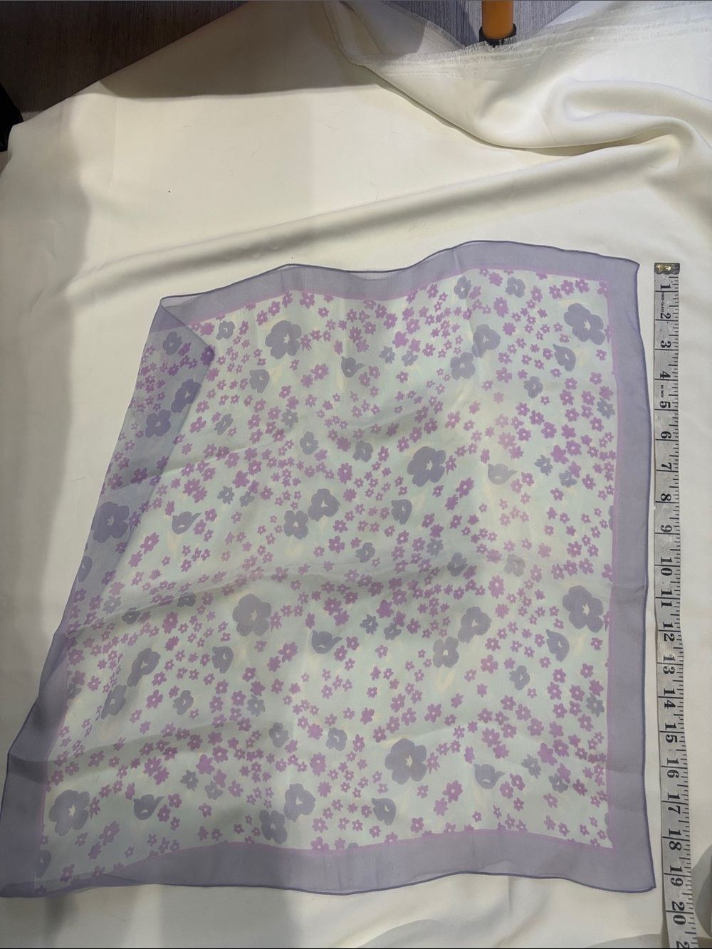 Floral Silk-Feel Bandana Scarf - Lavender White
